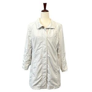 Eddie Bauer Women’s Trench Coat. Button Front. Cream Size Medium #1245